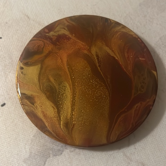 Handpoured Ceramic/resin coaster set - Picture 6 of 6